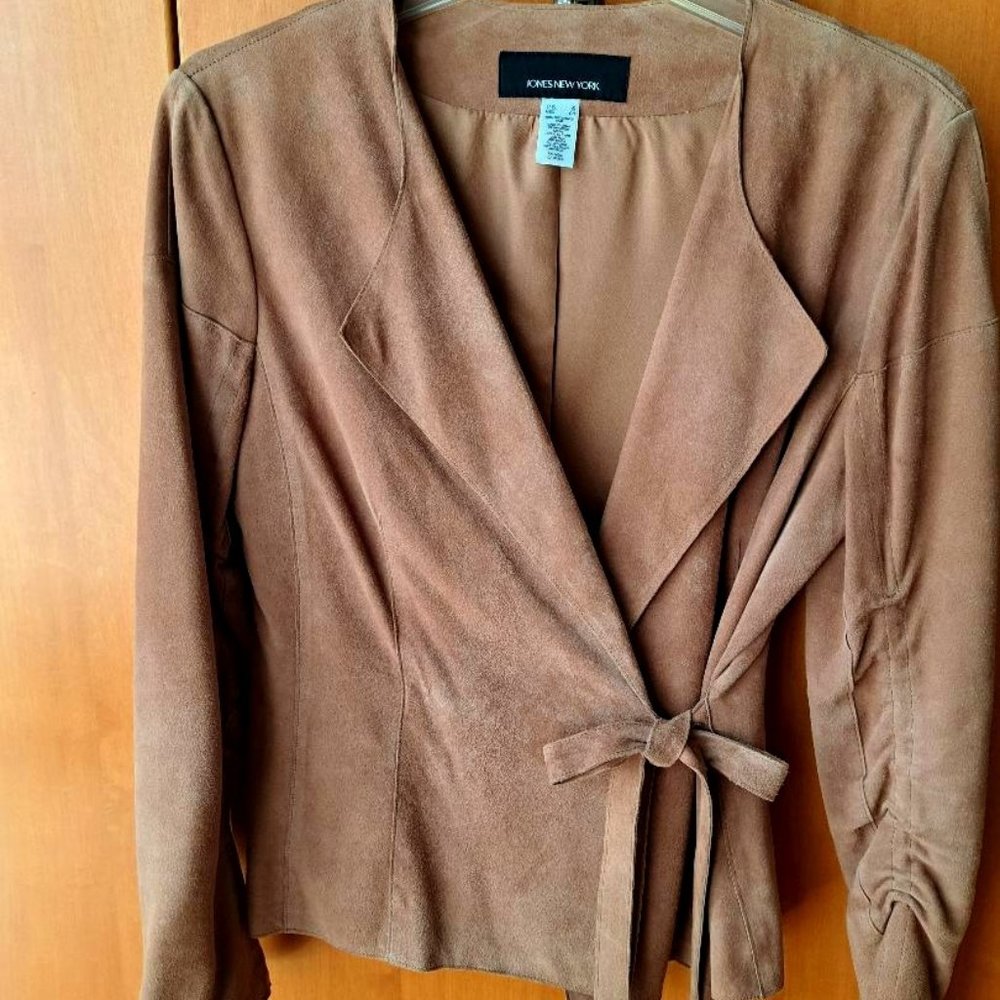 Vintage Short Tan/Light Brown Suede Collarless Jacket